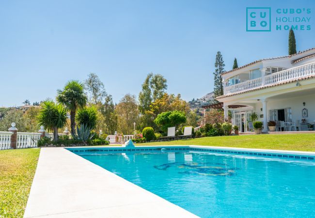 Villa in Benalmádena - Cubo's Villa Las Colinas Villa in Benalmádena - Cubo's Villa Las Colinas