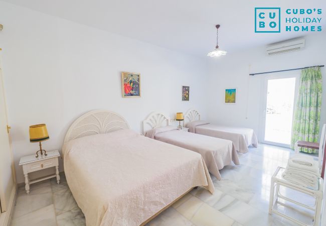 Villa in Benalmádena - Cubo's Villa Las Colinas Villa in Benalmádena - Cubo's Villa Las Colinas