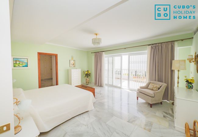 Villa in Benalmádena - Cubo's Villa Las Colinas Villa in Benalmádena - Cubo's Villa Las Colinas