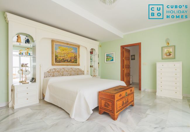 Villa in Benalmádena - Cubo's Villa Las Colinas Villa in Benalmádena - Cubo's Villa Las Colinas
