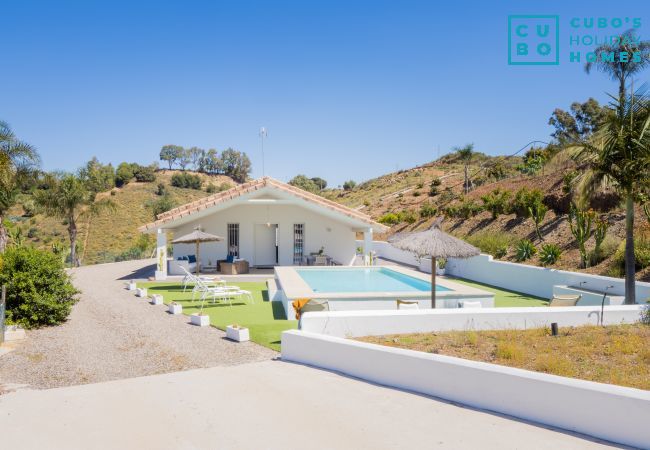 Villa in Alhaurín el Grande - Cubo's Villa Loft Monte Perdido Villa in Alhaurín el Grande - Cubo's Villa Loft Monte Perdido