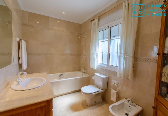 Villa in Alhaurin de la Torre - Cubo's Villa Torre Encina Villa in Alhaurin de la Torre - Cubo's Villa Torre Encina