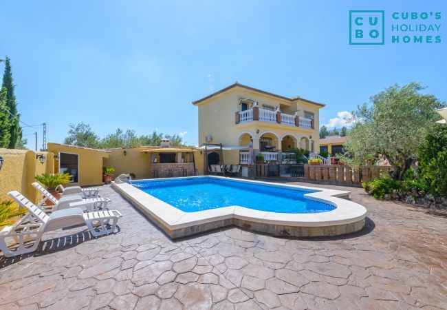 Villa in Alhaurin de la Torre - Cubo's Villa Torre Encina Villa in Alhaurin de la Torre - Cubo's Villa Torre Encina