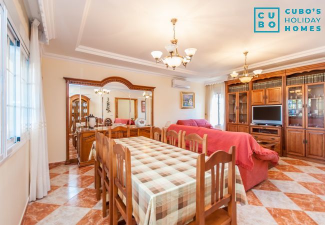 Villa in Alhaurin de la Torre - Cubo's Villa Torre Encina Villa in Alhaurin de la Torre - Cubo's Villa Torre Encina