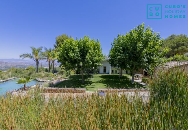 Villa in Alhaurín el Grande - Cubo's Villa El Tejar Villa in Alhaurín el Grande - Cubo's Villa El Tejar