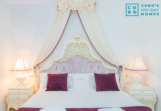 Villa in Alhaurin de la Torre - Cubo's Villa Bellavista La Jona & Heated Pool Villa in Alhaurin de la Torre - Cubo's Villa Bellavista La Jona & Heated Pool