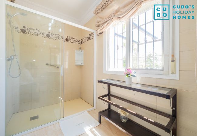 Villa in Alhaurin de la Torre - Cubo's Villa Bellavista La Jona & Heated Pool Villa in Alhaurin de la Torre - Cubo's Villa Bellavista La Jona & Heated Pool