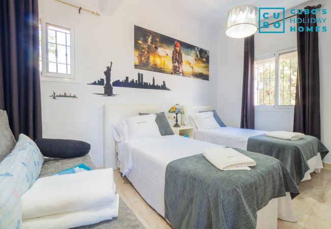 Villa in Alhaurin de la Torre - Cubo's Villa Bellavista La Jona & Heated Pool Villa in Alhaurin de la Torre - Cubo's Villa Bellavista La Jona & Heated Pool