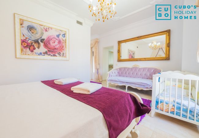 Villa in Alhaurin de la Torre - Cubo's Villa Bellavista La Jona & Heated Pool Villa in Alhaurin de la Torre - Cubo's Villa Bellavista La Jona & Heated Pool