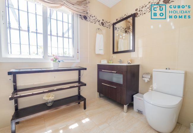 Villa in Alhaurin de la Torre - Cubo's Villa Bellavista La Jona & Heated Pool Villa in Alhaurin de la Torre - Cubo's Villa Bellavista La Jona & Heated Pool