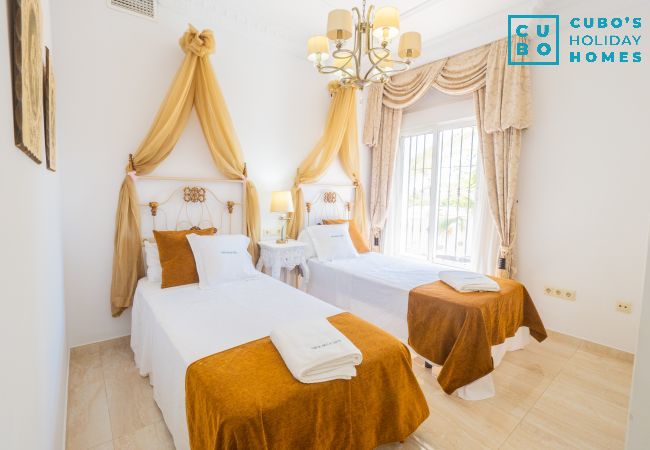 Villa in Alhaurin de la Torre - Cubo's Villa Bellavista La Jona & Heated Pool Villa in Alhaurin de la Torre - Cubo's Villa Bellavista La Jona & Heated Pool