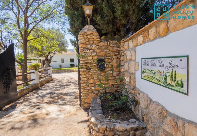 Villa in Alhaurin de la Torre - Cubo's Villa Bellavista La Jona & Heated Pool Villa in Alhaurin de la Torre - Cubo's Villa Bellavista La Jona & Heated Pool
