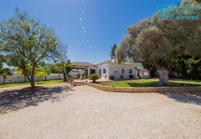 Villa in Alhaurin de la Torre - Cubo's Villa Bellavista La Jona & Heated Pool Villa in Alhaurin de la Torre - Cubo's Villa Bellavista La Jona & Heated Pool