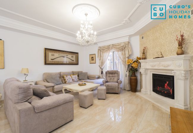 Villa in Alhaurin de la Torre - Cubo's Villa Bellavista La Jona & Heated Pool Villa in Alhaurin de la Torre - Cubo's Villa Bellavista La Jona & Heated Pool