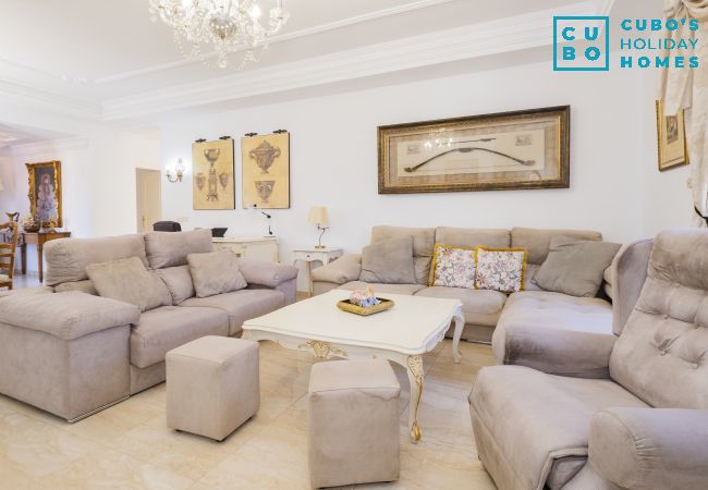 Villa in Alhaurin de la Torre - Cubo's Villa Bellavista La Jona & Heated Pool Villa in Alhaurin de la Torre - Cubo's Villa Bellavista La Jona & Heated Pool