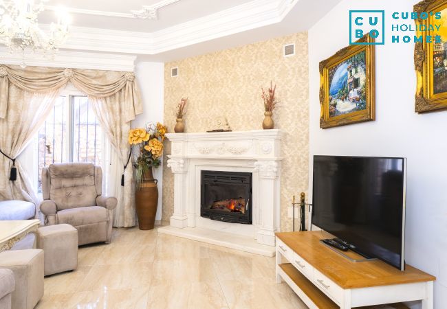 Villa in Alhaurin de la Torre - Cubo's Villa Bellavista La Jona & Heated Pool Villa in Alhaurin de la Torre - Cubo's Villa Bellavista La Jona & Heated Pool