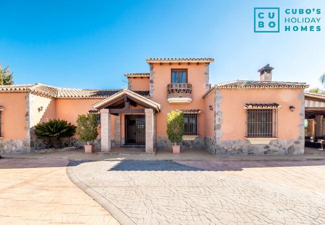 Villa in Alhaurín el Grande - Cubo's Villa Family Villa in Alhaurín el Grande - Cubo's Villa Family