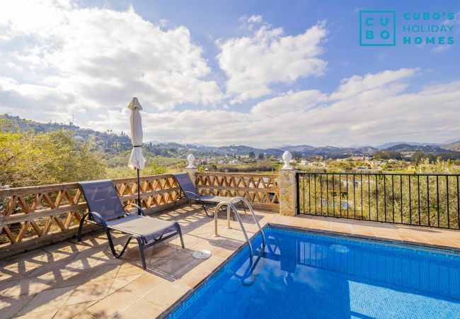 Private pool of this Finca in Coín