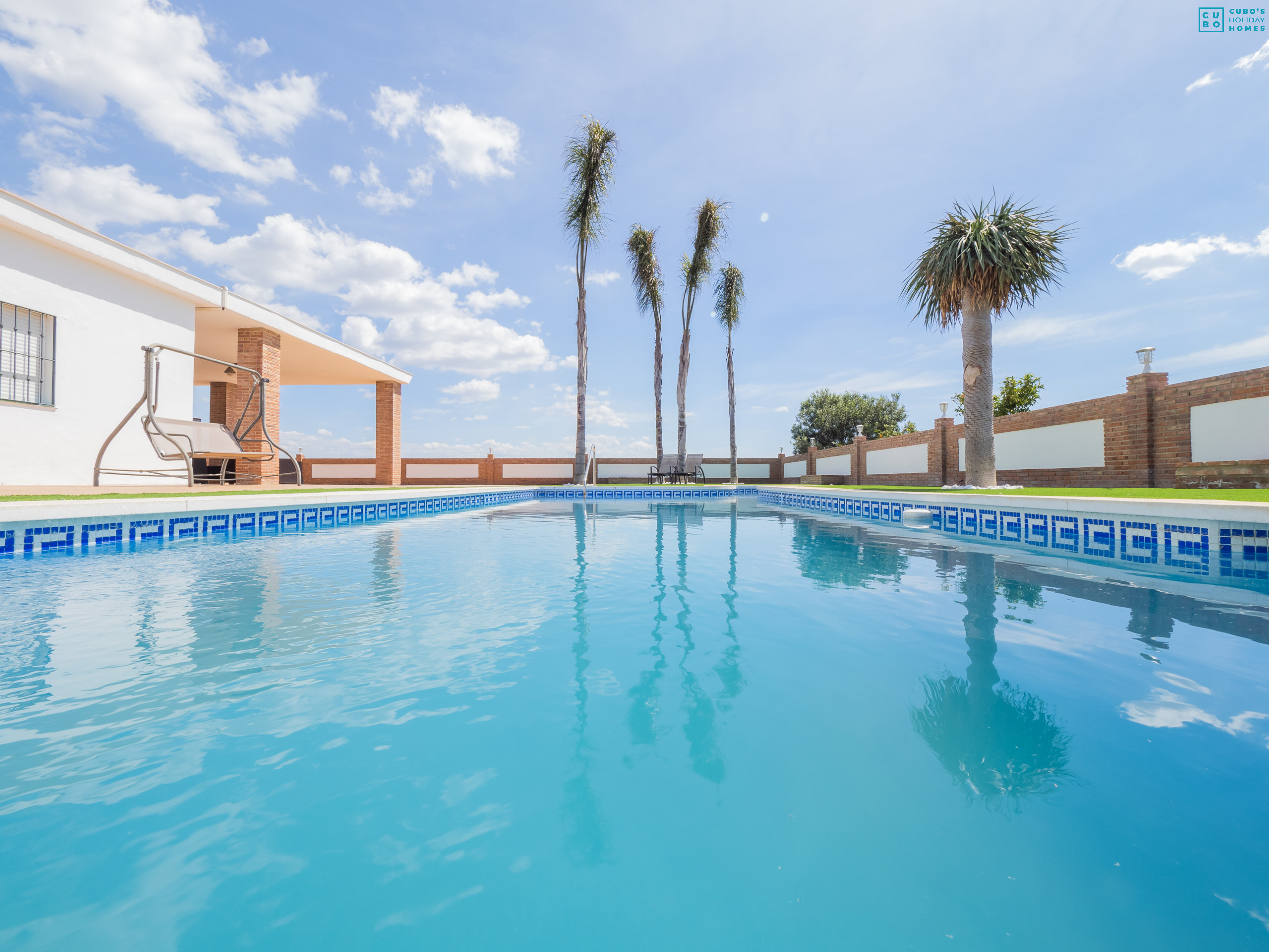 Private pool of this Villa in Cártama