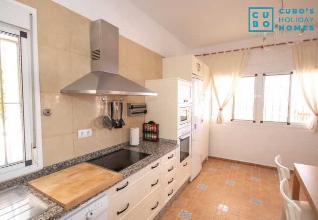 Villa in Cártama - Cubo's Villa Miraflores Villa in Cártama - Cubo's Villa Miraflores