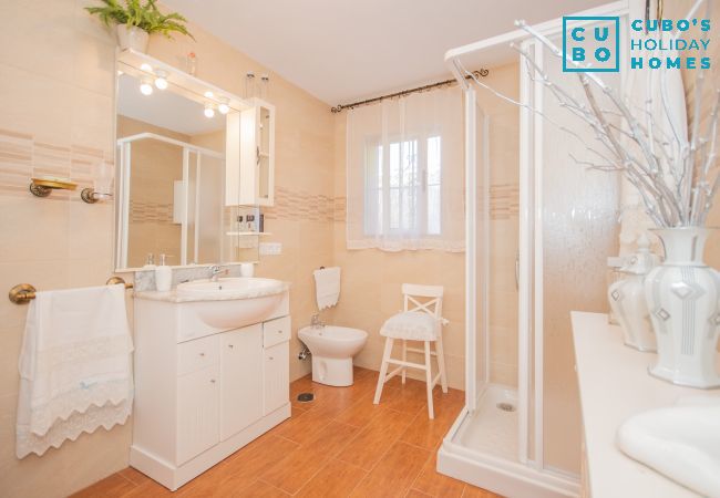 Villa in Alhaurin de la Torre - Cubo's Casa El Azahar Villa in Alhaurin de la Torre - Cubo's Casa El Azahar