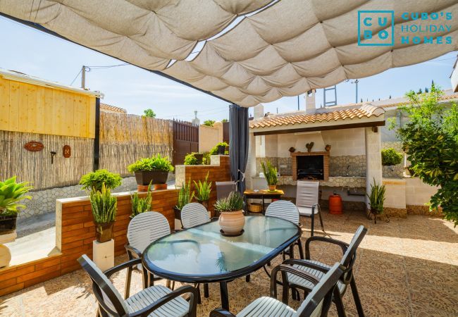 Villa in Alhaurin de la Torre - Cubo's Casa El Azahar Villa in Alhaurin de la Torre - Cubo's Casa El Azahar