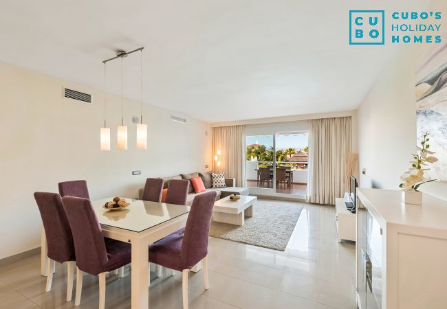 Dining room of this apartment in Marbella