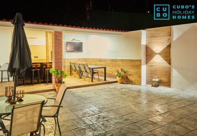 Villa in Casabermeja - Cubo's Finca El Nogal de los Montes de Málaga Villa in Casabermeja - Cubo's Finca El Nogal de los Montes de Málaga
