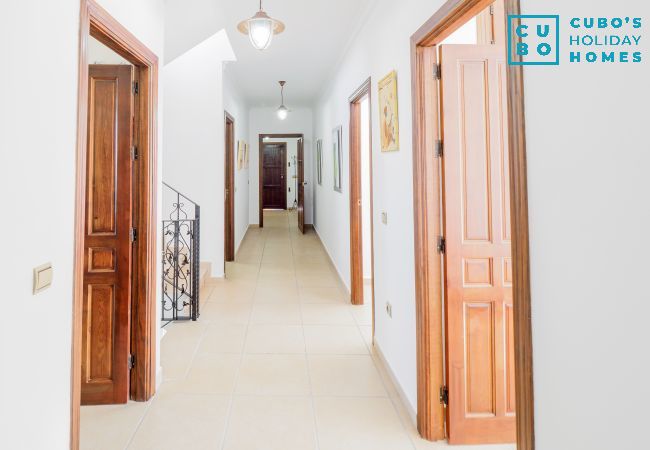 Villa in Alhaurin de la Torre - Cubo's Villa Plumaria de Alhaurin Villa in Alhaurin de la Torre - Cubo's Villa Plumaria de Alhaurin