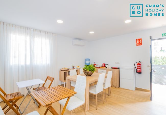 Rent by room in Torre de Benagalbon - Cubo's Hostal William's Sunny 1 with Breakfast Rent by room in Torre de Benagalbon - Cubo's Hostal William's Sunny 1 with Breakfast
