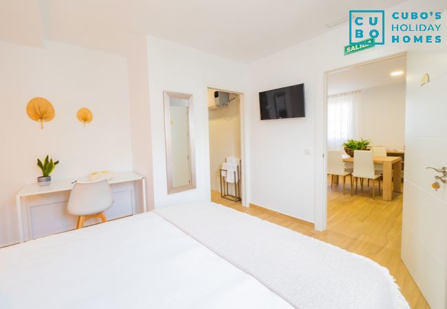 Rent by room in Torre de Benagalbon - Cubo's Hostal William's Sunny 1 with Breakfast Rent by room in Torre de Benagalbon - Cubo's Hostal William's Sunny 1 with Breakfast