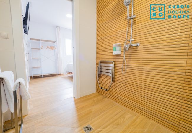 Rent by room in Torre de Benagalbon - Cubo's Hostal William's Sunny 1 with Breakfast Rent by room in Torre de Benagalbon - Cubo's Hostal William's Sunny 1 with Breakfast