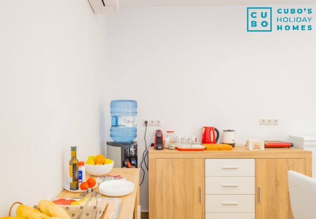 Rent by room in Torre de Benagalbon - Cubo's Hostal William's Sunny 2 with Breakfast Rent by room in Torre de Benagalbon - Cubo's Hostal William's Sunny 2 with Breakfast