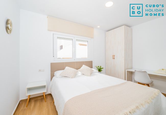 Rent by room in Torre de Benagalbon - Cubo's Hostal William's Sunny 2 with Breakfast Rent by room in Torre de Benagalbon - Cubo's Hostal William's Sunny 2 with Breakfast
