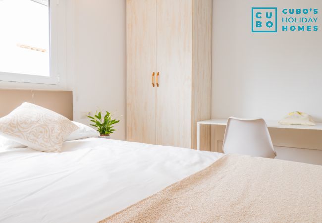 Rent by room in Torre de Benagalbon - Cubo's Hostal William's Sunny 2 with Breakfast Rent by room in Torre de Benagalbon - Cubo's Hostal William's Sunny 2 with Breakfast