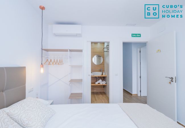 Rent by room in Torre de Benagalbon - Cubo's Hostal William's Sunny 3 with Breakfast Rent by room in Torre de Benagalbon - Cubo's Hostal William's Sunny 3 with Breakfast