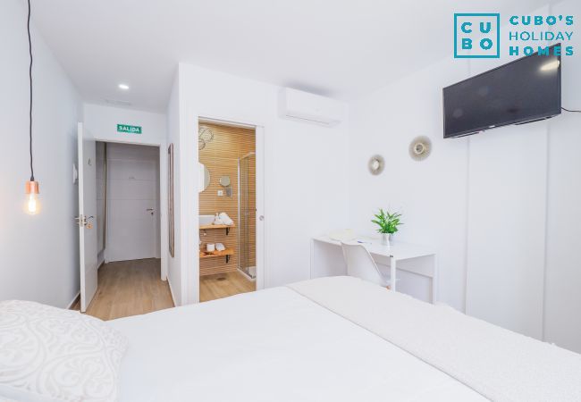 Rent by room in Torre de Benagalbon - Cubo's Hostal William's Sunny 4 with Breakfast Rent by room in Torre de Benagalbon - Cubo's Hostal William's Sunny 4 with Breakfast