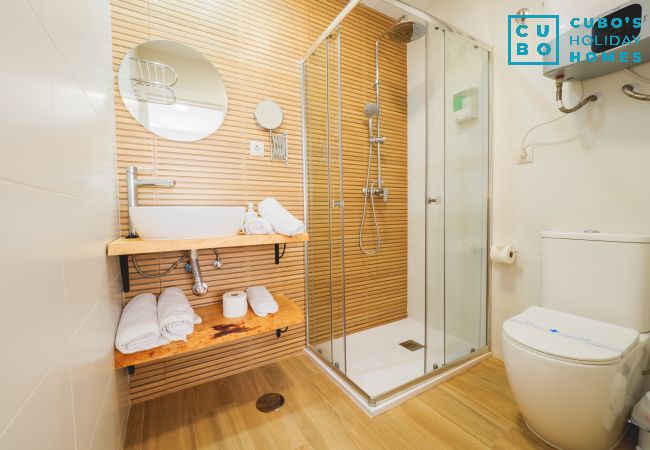 Rent by room in Torre de Benagalbon - Cubo's Hostal William's Sunny 4 with Breakfast Rent by room in Torre de Benagalbon - Cubo's Hostal William's Sunny 4 with Breakfast