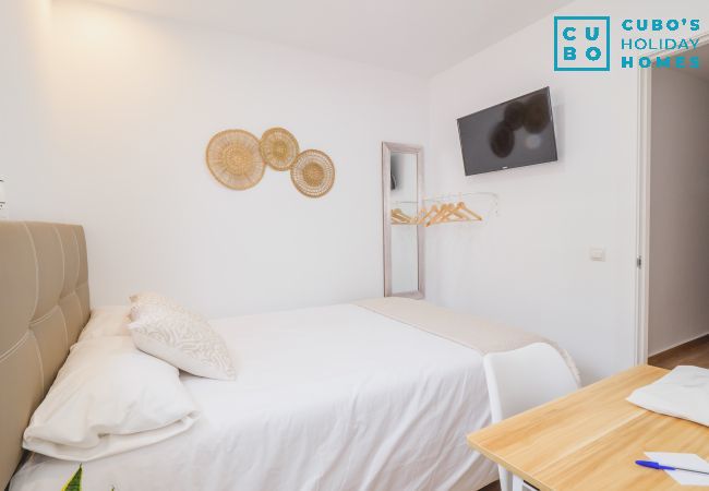 Rent by room in Torre de Benagalbon - Cubo's Hostal William's Sunny 5 with Breakfast Rent by room in Torre de Benagalbon - Cubo's Hostal William's Sunny 5 with Breakfast