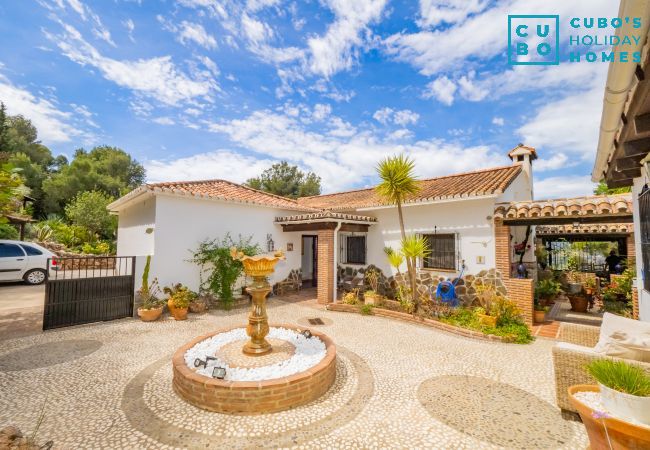 Villa in Alhaurín el Grande - Cubo's Casa Maracai Villa in Alhaurín el Grande - Cubo's Casa Maracai