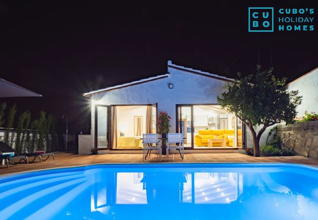 Cottage in Alhaurin de la Torre - Cubo's Finca La Graciosa