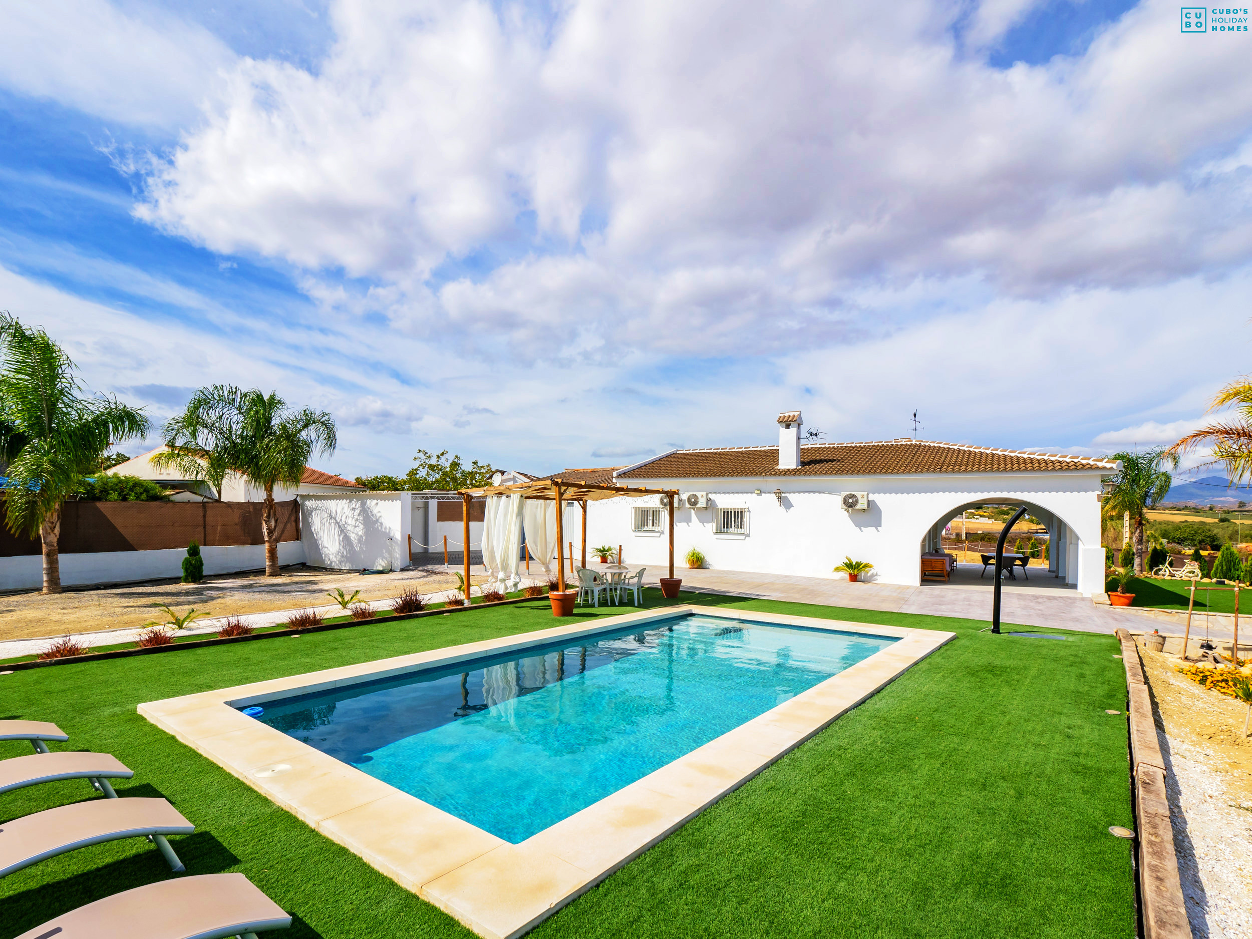 Wonderful rural house for 6 persons with swimming pool