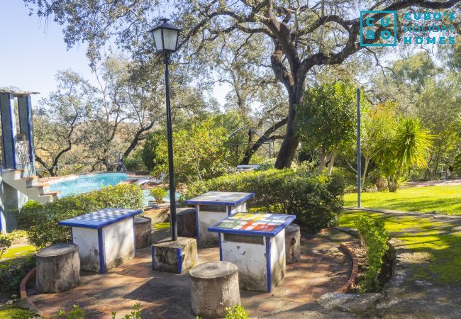 Cottage in Guillena - Cubo's Quinta de los Cisnes & minigolf included Cottage in Guillena - Cubo's Quinta de los Cisnes & minigolf included