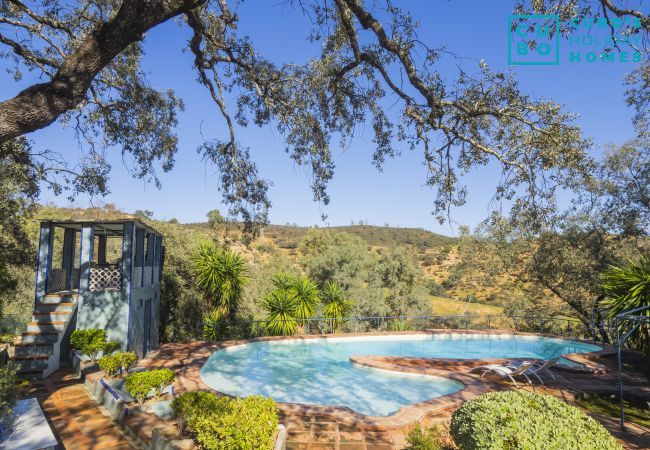 Cottage in Guillena - Cubo's Quinta de los Cisnes & minigolf included Cottage in Guillena - Cubo's Quinta de los Cisnes & minigolf included