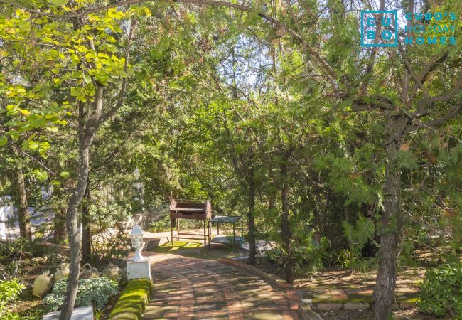 Cottage in Guillena - Cubo's Quinta de los Cisnes & minigolf included Cottage in Guillena - Cubo's Quinta de los Cisnes & minigolf included