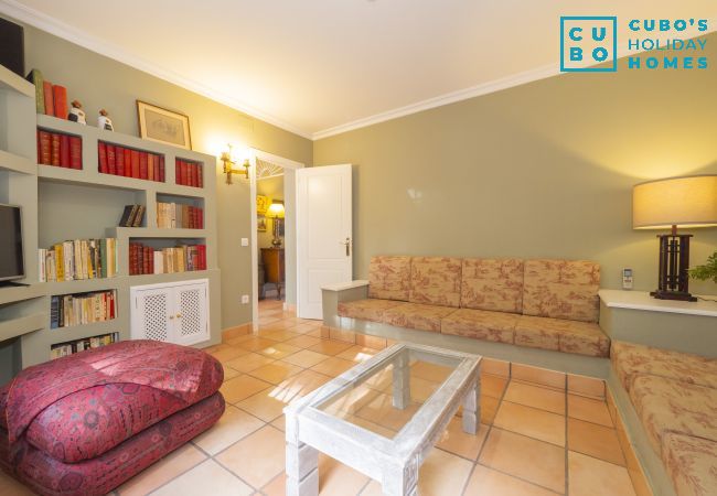 Cottage in Guillena - Cubo's Quinta de los Cisnes & minigolf included Cottage in Guillena - Cubo's Quinta de los Cisnes & minigolf included