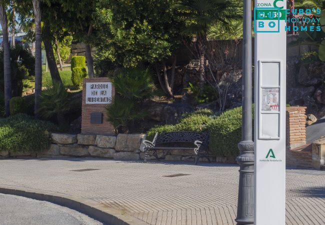 Cottage in Alhaurín el Grande - Cubo's Casa La Bravo BBQ Roof Terrace Cottage in Alhaurín el Grande - Cubo's Casa La Bravo BBQ Roof Terrace