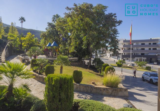 Cottage in Alhaurín el Grande - Cubo's Casa La Bravo BBQ Roof Terrace Cottage in Alhaurín el Grande - Cubo's Casa La Bravo BBQ Roof Terrace