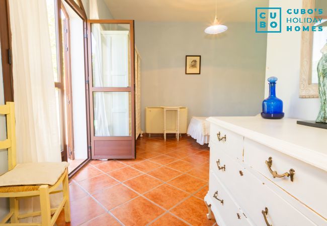 Rent by room in Ronda - Cubo's La Cimada Room 3 Bed&Breakfast