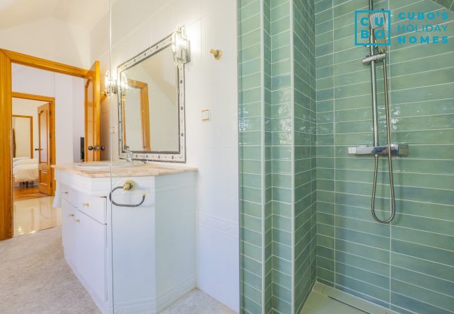 Villa in Alhaurin de la Torre - Cubo's Villa Pino Verde Villa in Alhaurin de la Torre - Cubo's Villa Pino Verde